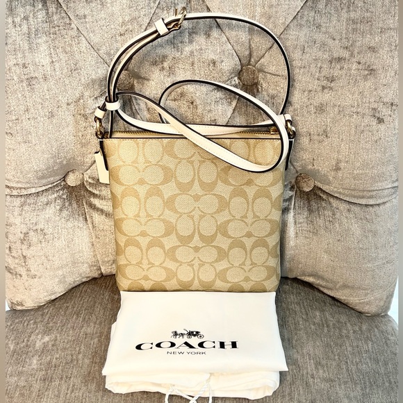 Coach Signature Mini Crossbody Bag - NWT - Picture 2 of 8